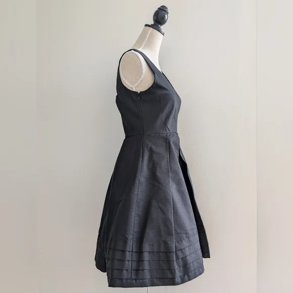 Kate Spade Silk Cotton Pleated Hem Dress - Picture 9 of 16